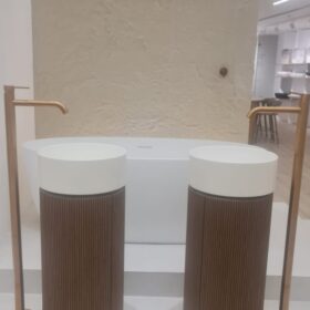 חיפוי קירות חדר אמבט באבן סיב חיפוי קירות חדר אמבט באבן סיב