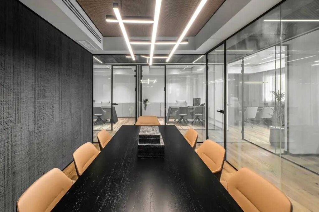 חיפוי קיר חדר ישיבות, באבן סיב דגם לקסוס